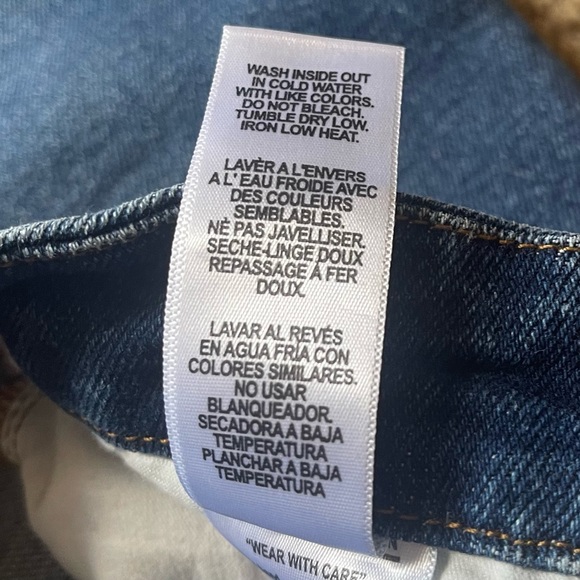 Good American - Good Curve High Waist Skinny Jeans - Picture 11 of 13